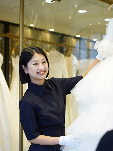 ドレスコーディネータ―の井手美里(いでみさと)