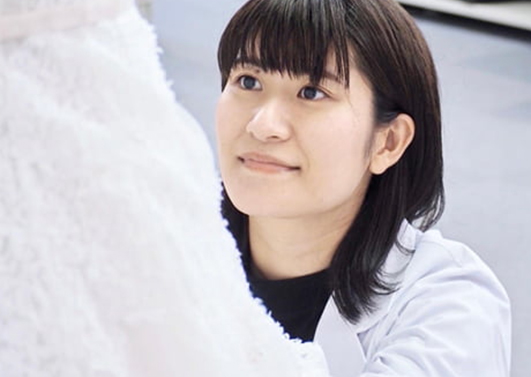 縫製・セッティング(アトリエ)のマネージャー 浅田愛(あさだまな)