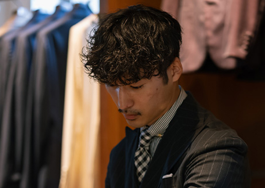 メンズフォーマルコーディネーターの多和勇貴(たわゆうき)