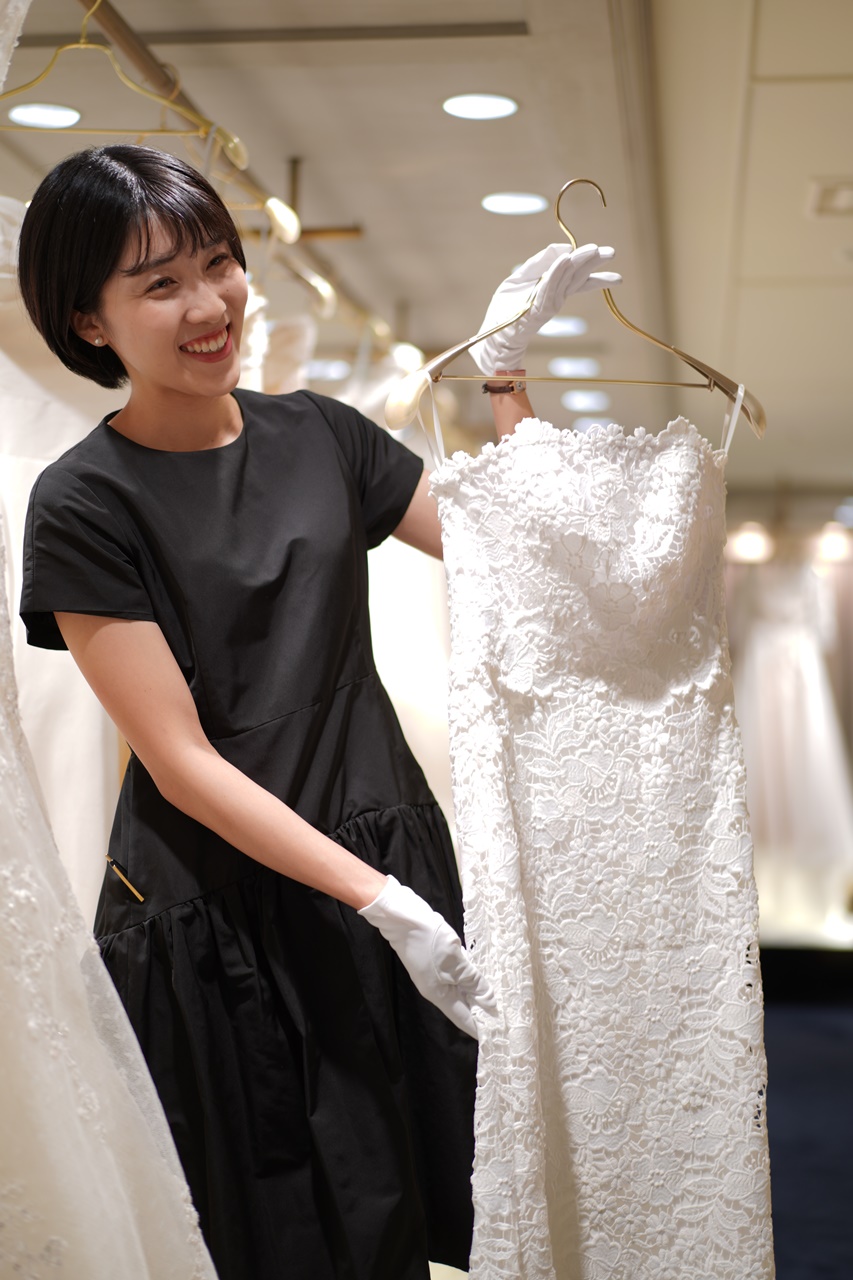 衣裳のプロフェショナルTHE TREAT DRESSING(ザ トリート ドレッシング