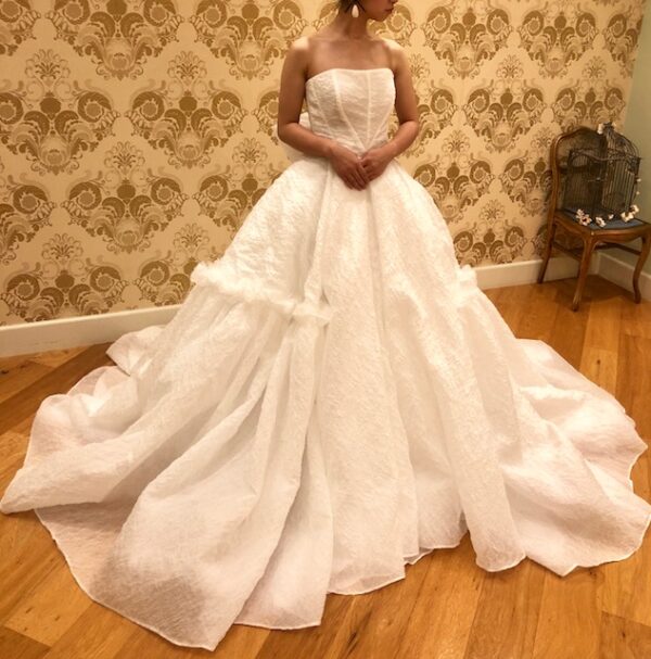 新作ドレスのご紹介～ANTONIO RIVA（アントニオ・リーヴァ）～