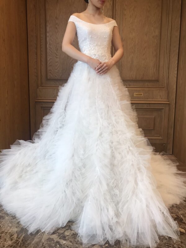 新作ドレスのご紹介 ～Reem Acra（リーム・アクラ）～