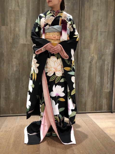 和装コーディネートのご紹介～黒地の本振袖～
