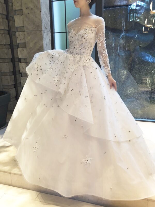 新作ドレスのご紹介