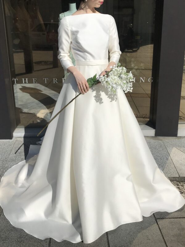 ウェディングドレスのご紹介～CAROLINA HERRERA(キャロリーナ・ヘレラ)～