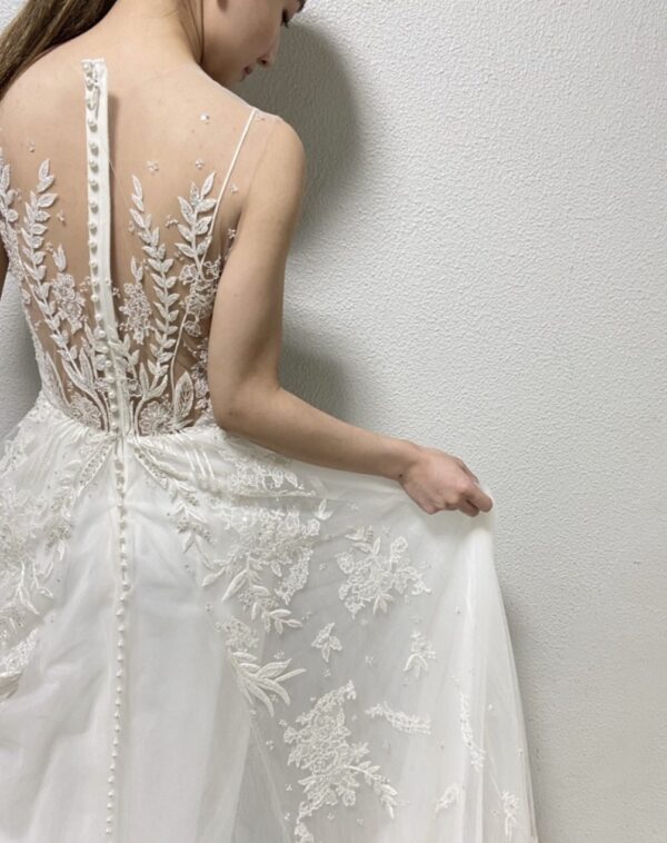 新作ウェディングドレスのご紹介～Reem Acra(リーム・アクラ)～