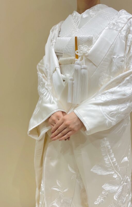 白無垢のコーディネートのご紹介 ～ 襲色目（かさねいろめ）～