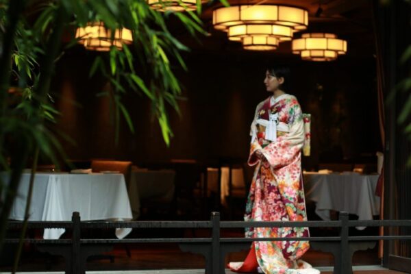 THE KAWABUN NAGOYA（ザ・カワブン・ナゴヤ）におすすめの和装コーディネートのご紹介～緑地の色打掛・赤紫地の本振袖～