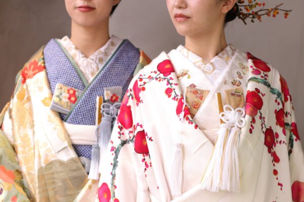 ～黄緑地の色打掛・白地の色打掛～ 和装コーディネートのご紹介