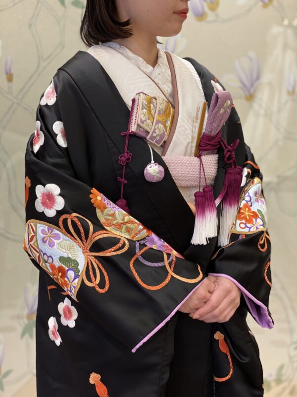 黒地の色打掛　～和装コーディネートのご紹介～