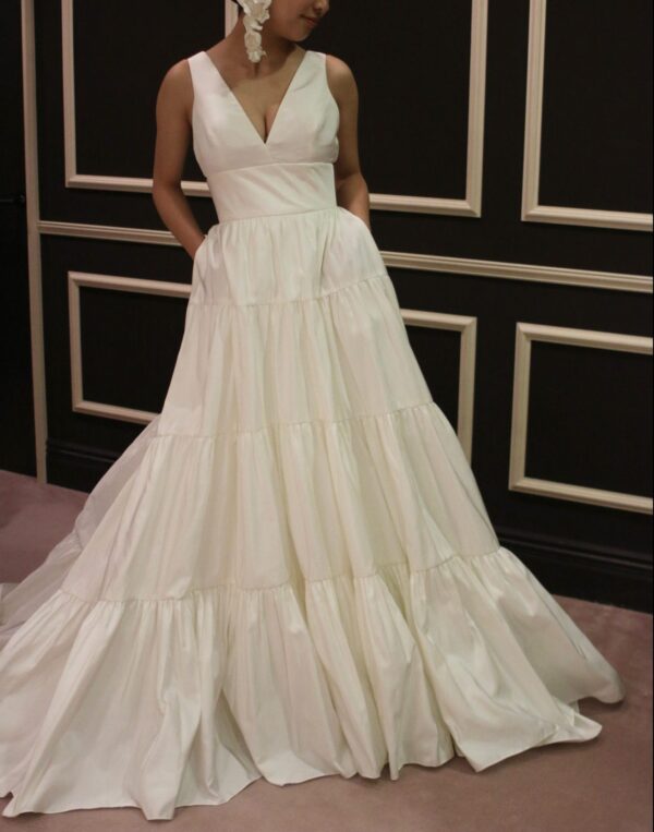 ～AMSALE（アムサーラ）～新作ウェディングドレスのご紹介