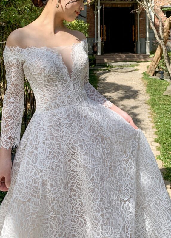 Monique Lhuillier（モニーク・ルイリエ）ウェディングドレスのご紹介