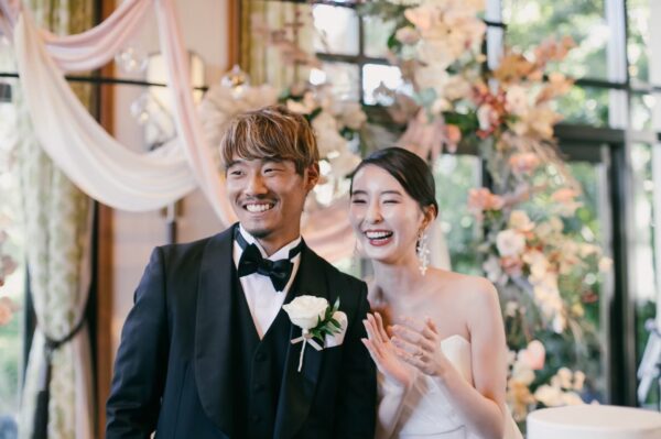 エレガントで非日常的な結婚式におすすめのウェディングドレス～ザ ガーデンオリエンタル大阪のパーティーレポート～