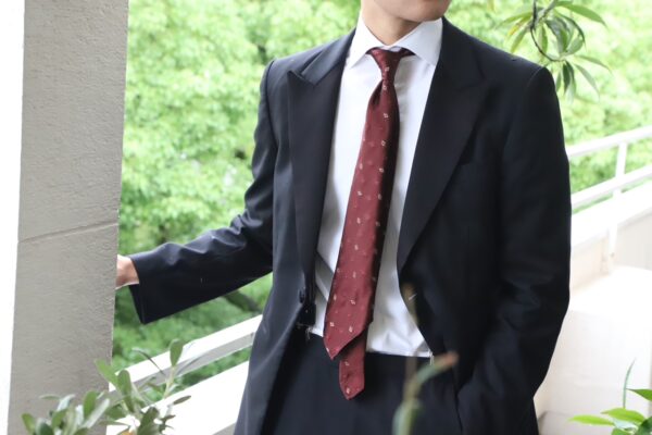 オーダータキシードのカジュアルスタイルのご紹介