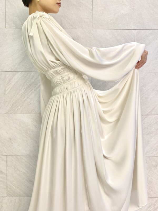 maison rabih kayrouz（メゾン ラビ ケィローズ）新作ウェディングドレスのご紹介