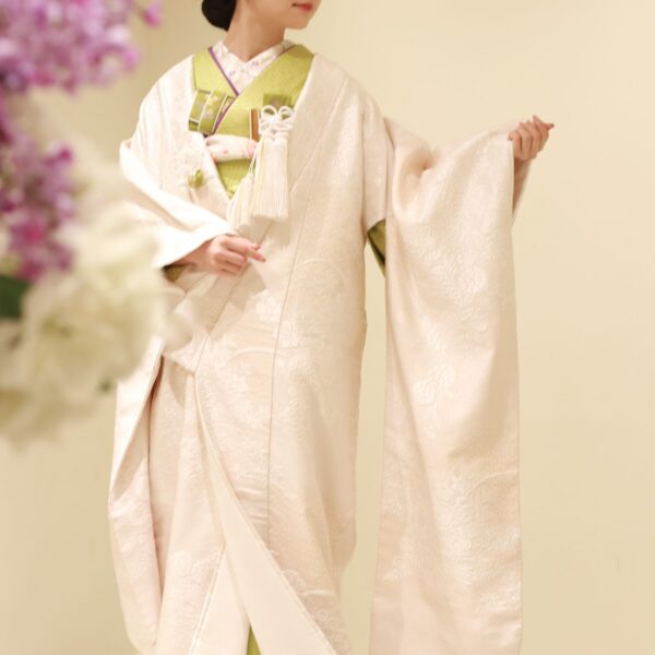 和装「白無垢」をモダンに着こなすおすすめのコーディネート