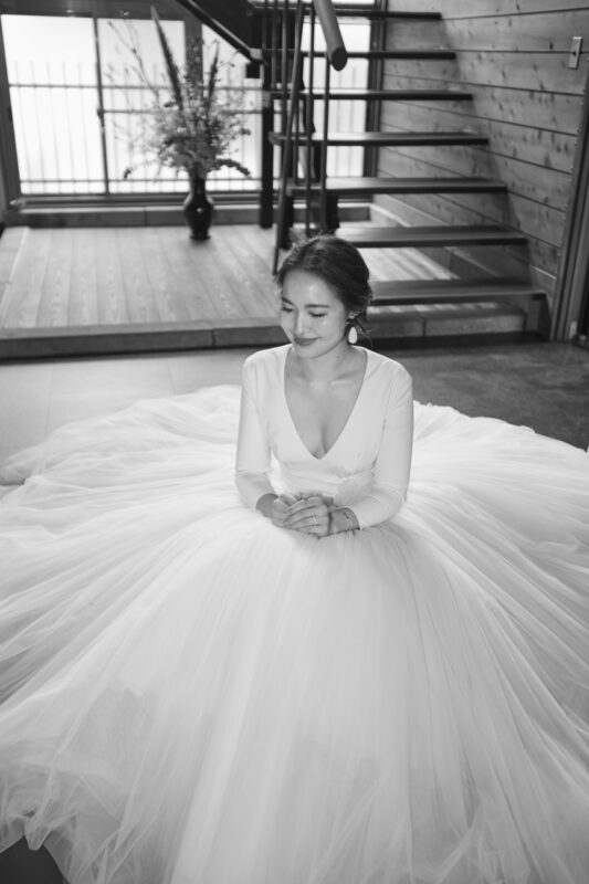 ヴィクター アンド ロルフ　マリアージュのウェディングドレスを身に纏った花嫁様のフォトシューティングレポートのご紹介