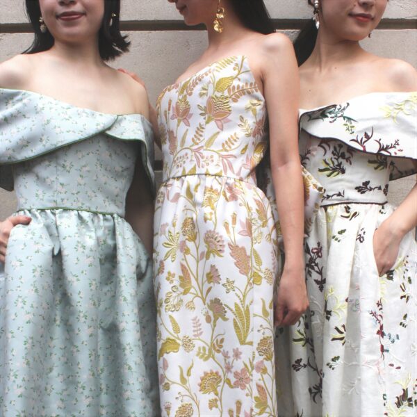 【新木優子さん舞台挨拶着用】markarian(マルカリアン) 名古屋店限定入荷のカラードレスのご紹介