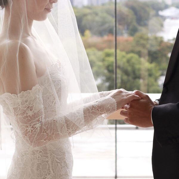 パレスホテル東京の結婚式におすすめの新作ウェディングドレスのご紹介～Oscar de la Renta(オスカーデラレンタ)～