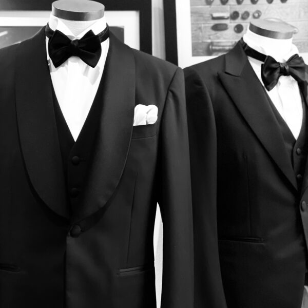 タキシードを購入する魅力についてご紹介