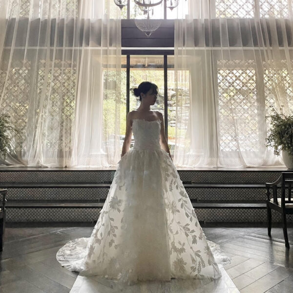 ザ ソウドウ 東山 京都におすすめの新作のウェディングドレスのご紹介〜AMSALE(アムサーラ)〜