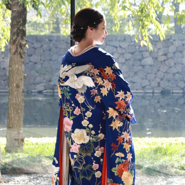 パレスホテル東京のお色直しにおすすめの青色の色打掛