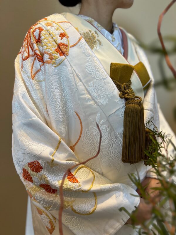 ウィズ ザ スタイル フクオカでのお色直しにおすすめのモダンな白無垢コーディネートのご紹介