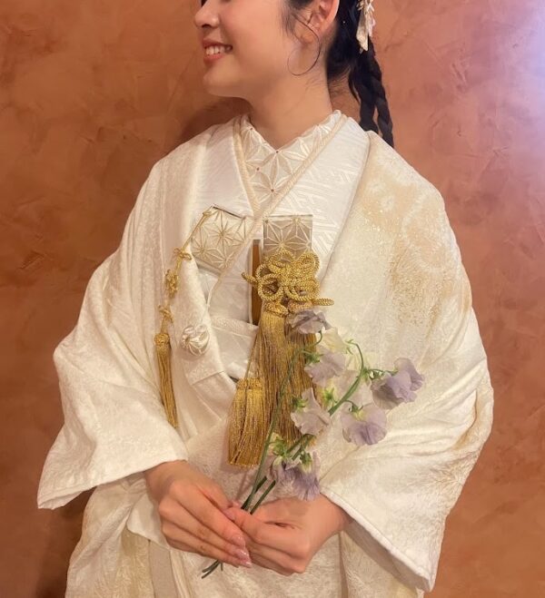 ザ マーク グランド ホテルの花嫁にお色直しでおすすめの新作白無垢のご紹介