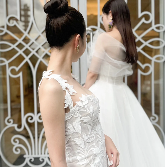 神戸エリアの花嫁におすすめのウェディングドレスのご紹介 ～Oscar de la Renta（オスカー デ ラ レンタ）～