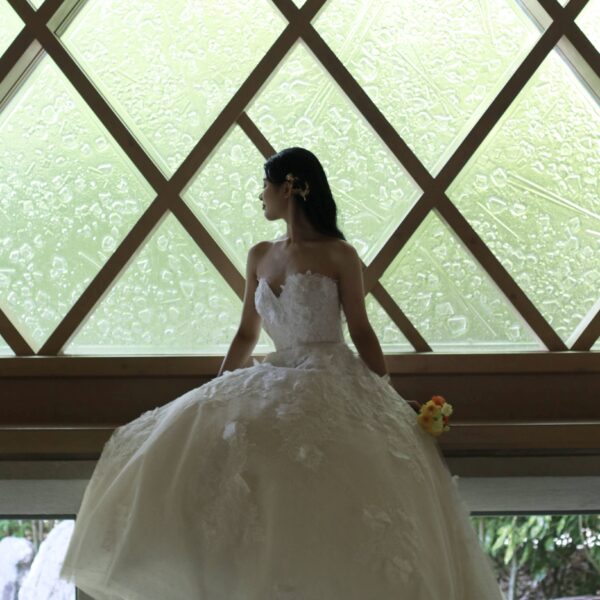 ELIE SAAB BRIDAL（エリー サーブ ブライダル）の新作ウェディングドレスのご紹介