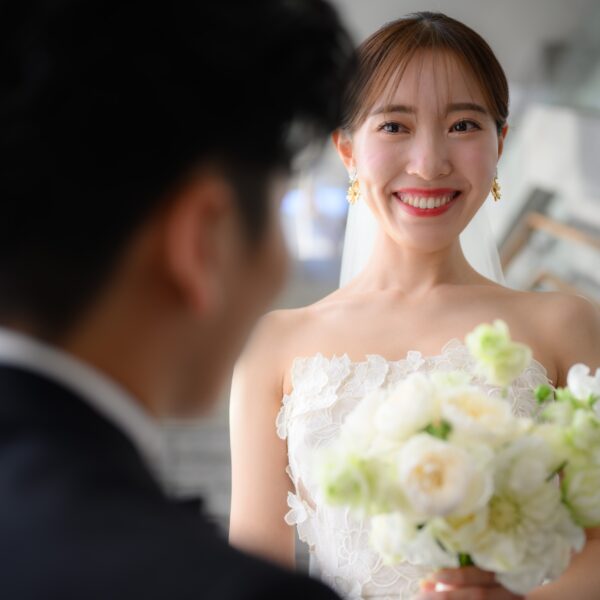 花嫁に自信を与えるウェディングドレス　～前撮りで出会ったOscar de la Renta（オスカー デ ラ レンタ）の魅力～