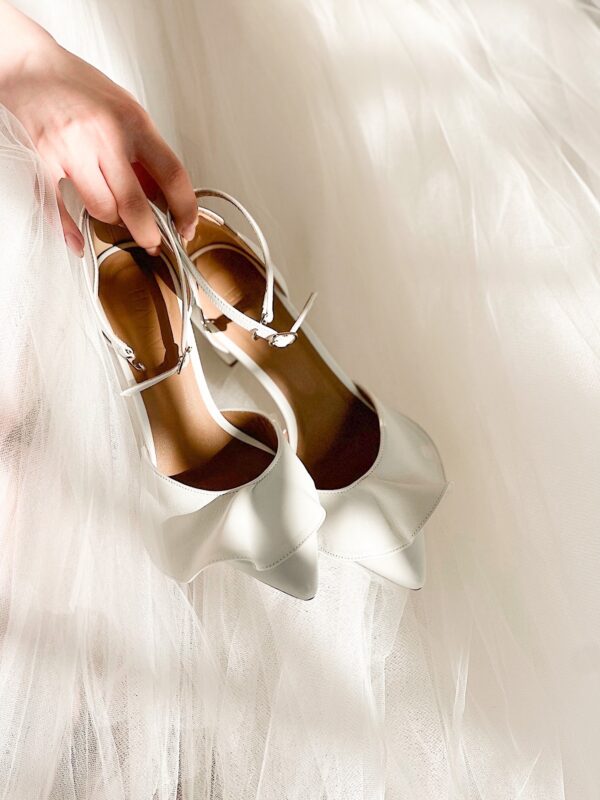 ドレスをオシャレに見せる、HAAVE（ハーヴェ）のブライダルシューズ