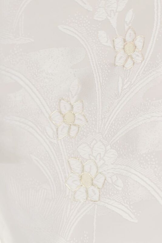 ザ マーク グランド ホテルにおすすめの白無垢で叶えるあなただけの和装スタイル