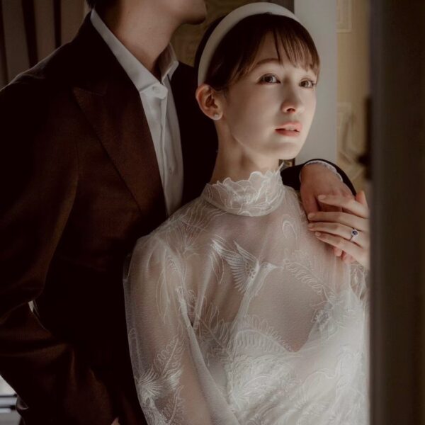 藤井サチさん結婚発表のウェディングドレス２着のご紹介