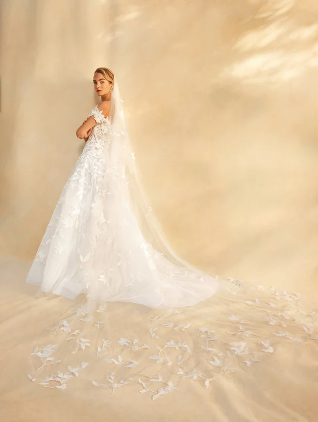 100-10408/Oscar de la Renta
