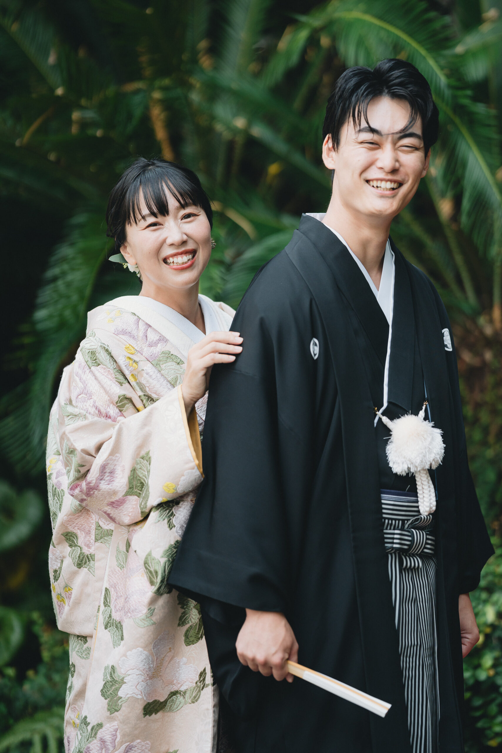 ウィズ ザ スタイル フクオカにて和装をお召しいただき、お二人共笑みの溢れる瞬間のお写真。