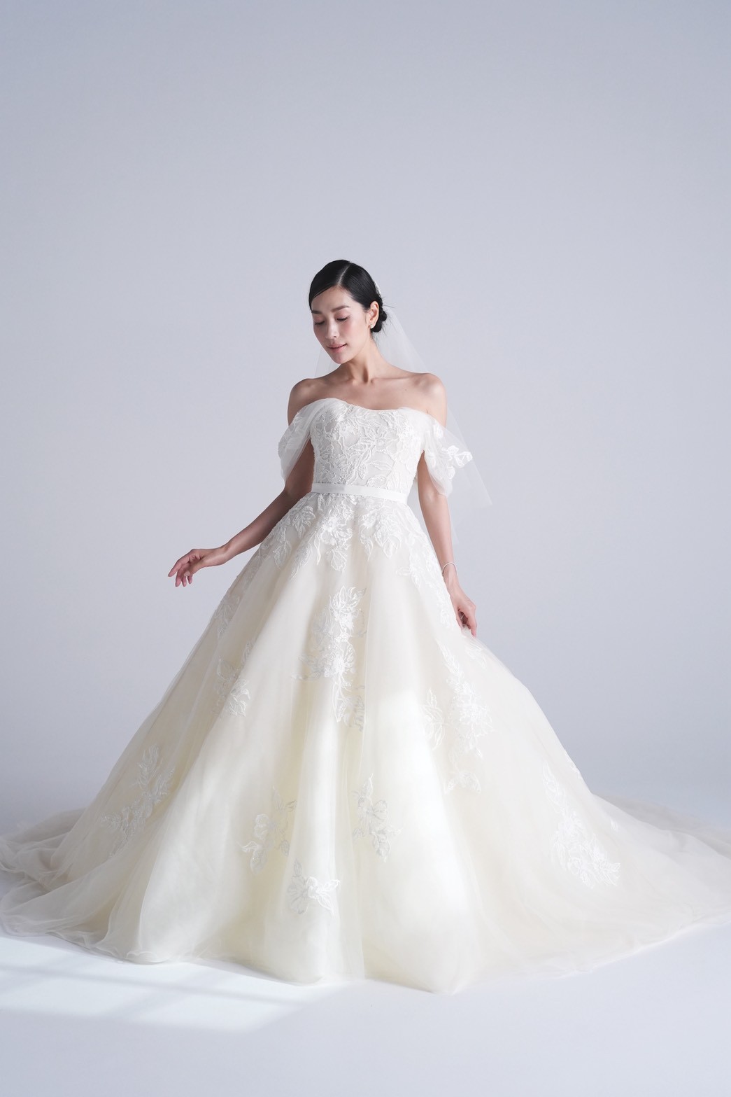 100-10547/ELIE SAAB BRIDAL