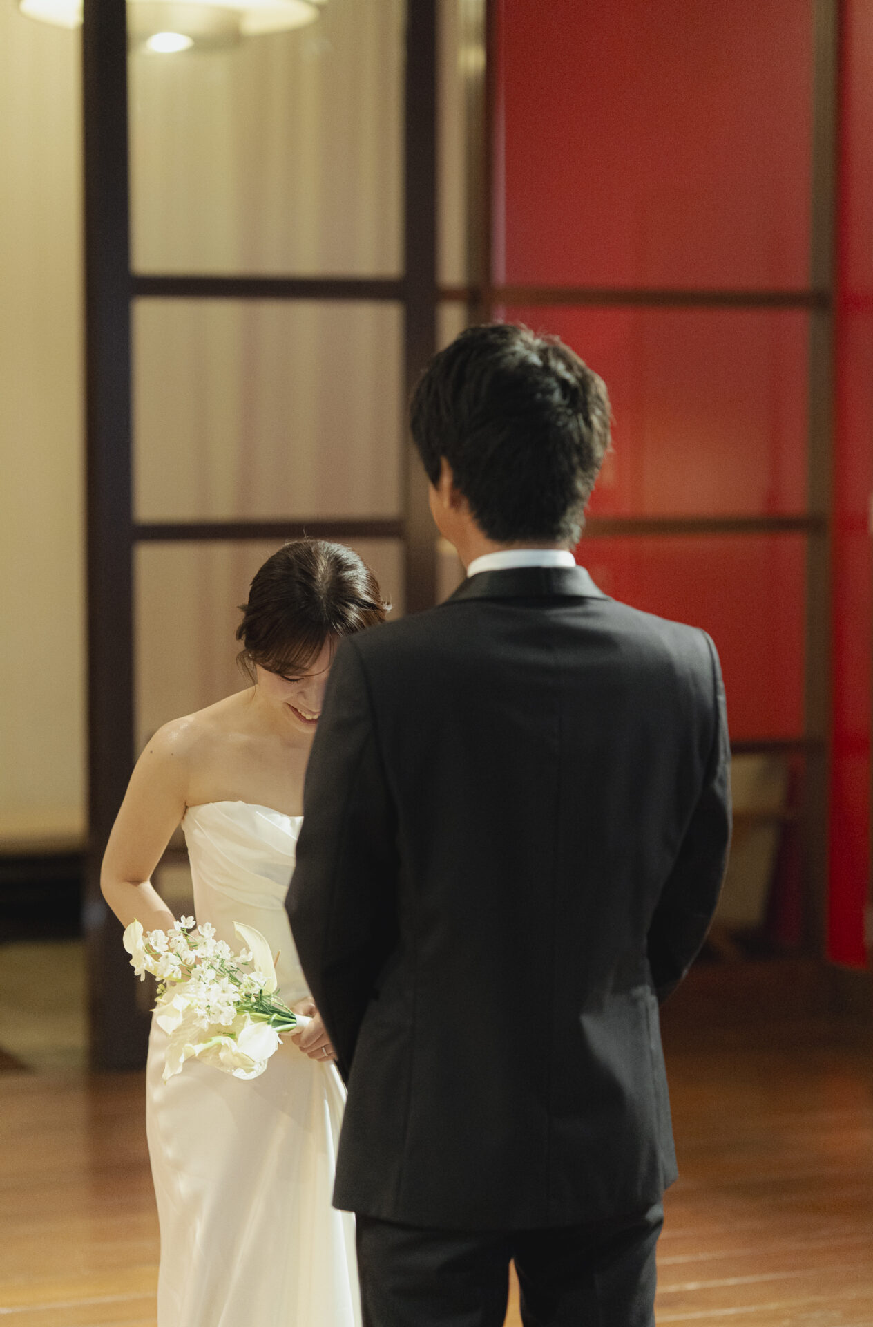 ウィズザスタイルフクオカでファーストミートをして、向かい合うご新郎ご新婦様。
